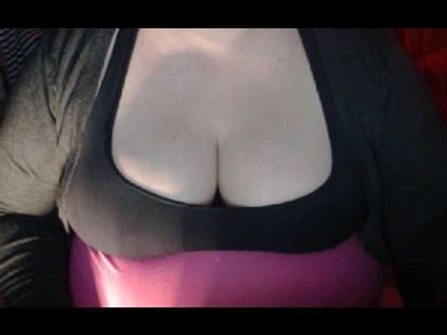 相片 mayalove4u lush its on ,15#tits 20 #ass 25 #pussy #lush on ,